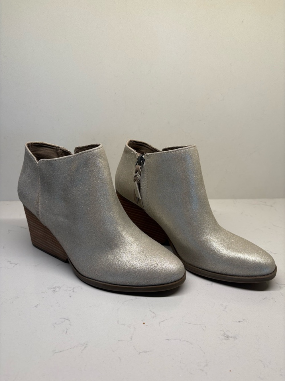 Toms Silver‎ Metallic Wedge Ankle Booties